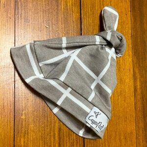 Copper Pearl Neutral Grid Gray Top Knot Baby Hat